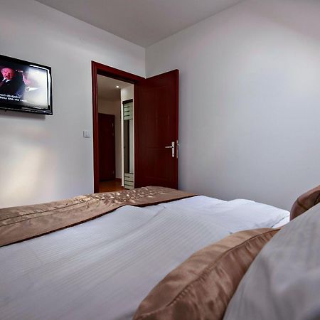 Hotel Iris ズラティボール 部屋 写真