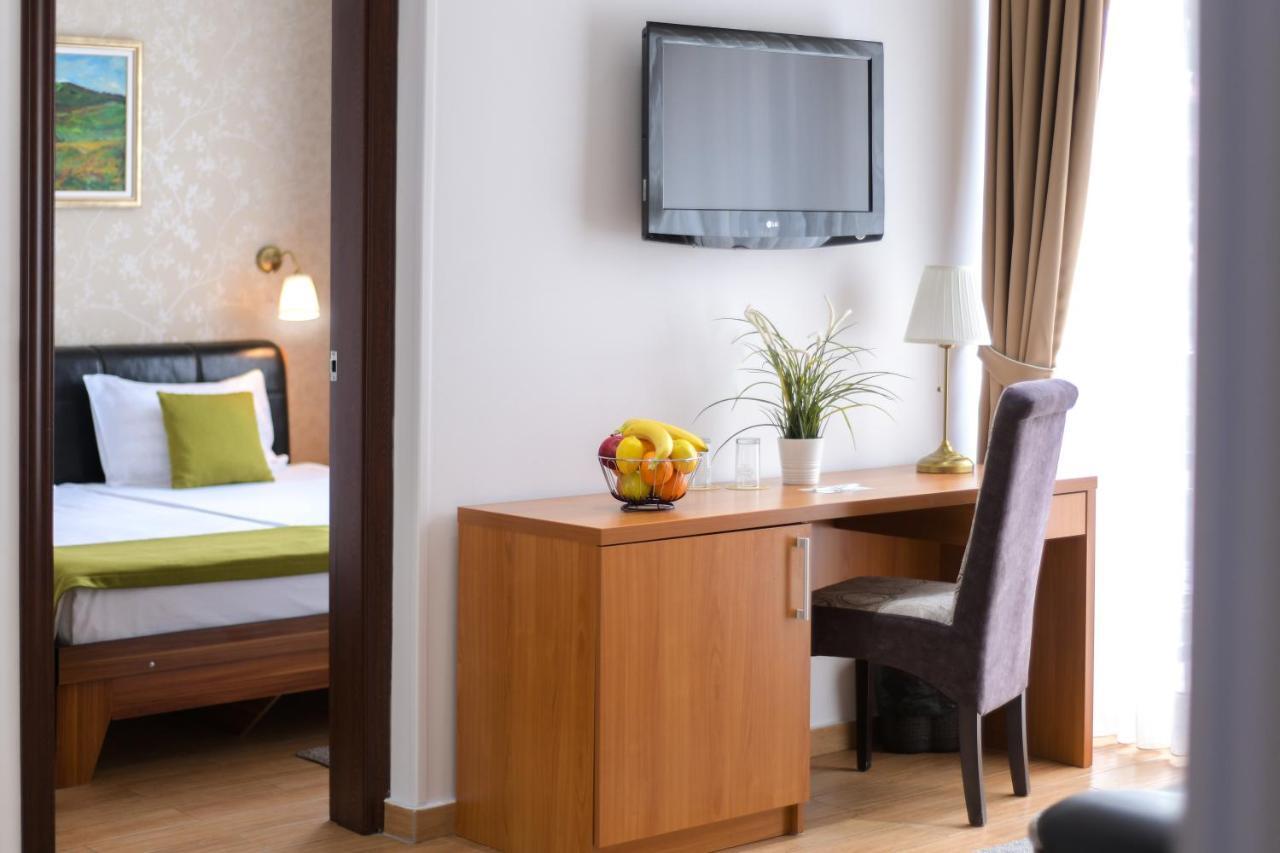 Hotel Iris ズラティボール エクステリア 写真