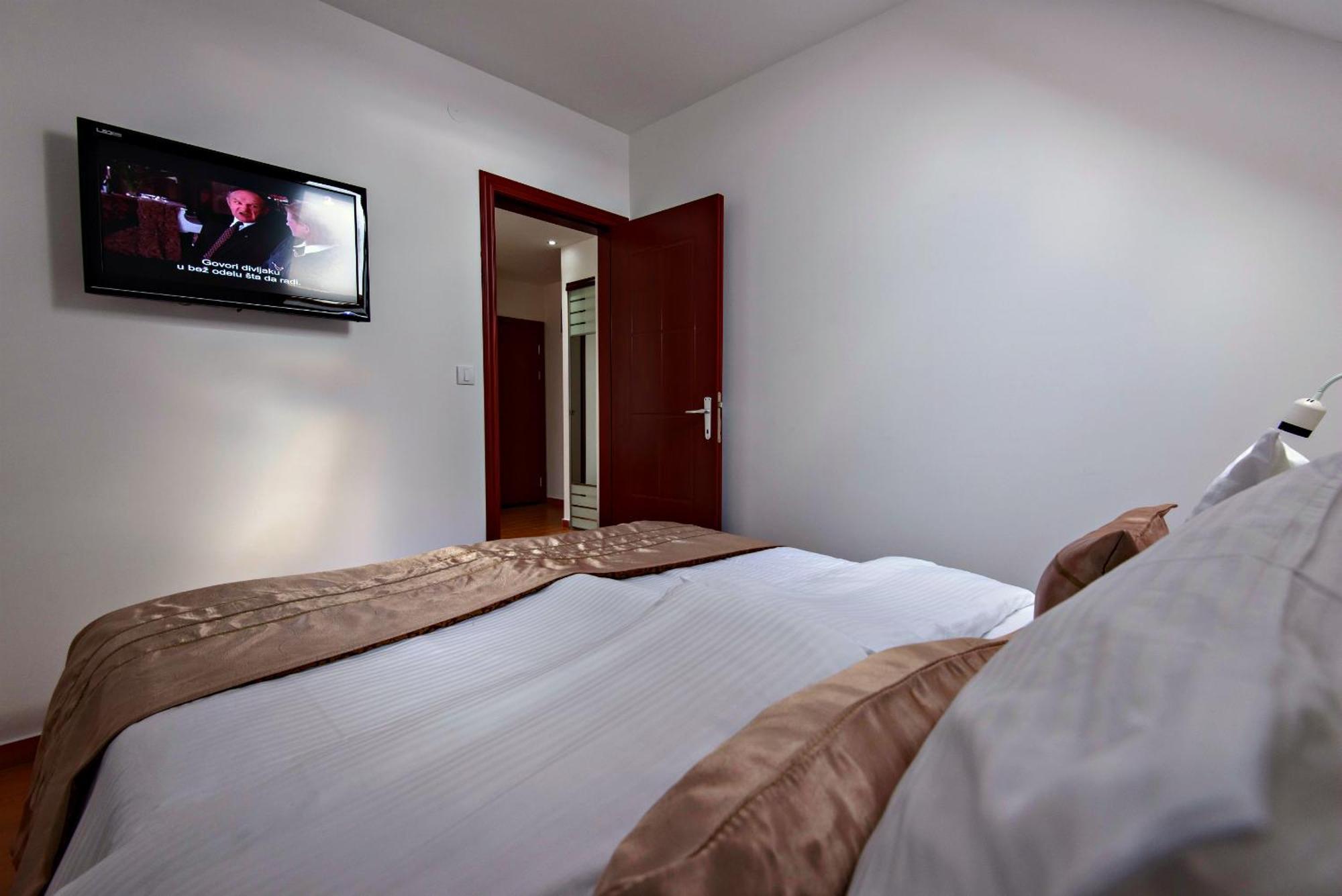 Hotel Iris ズラティボール 部屋 写真